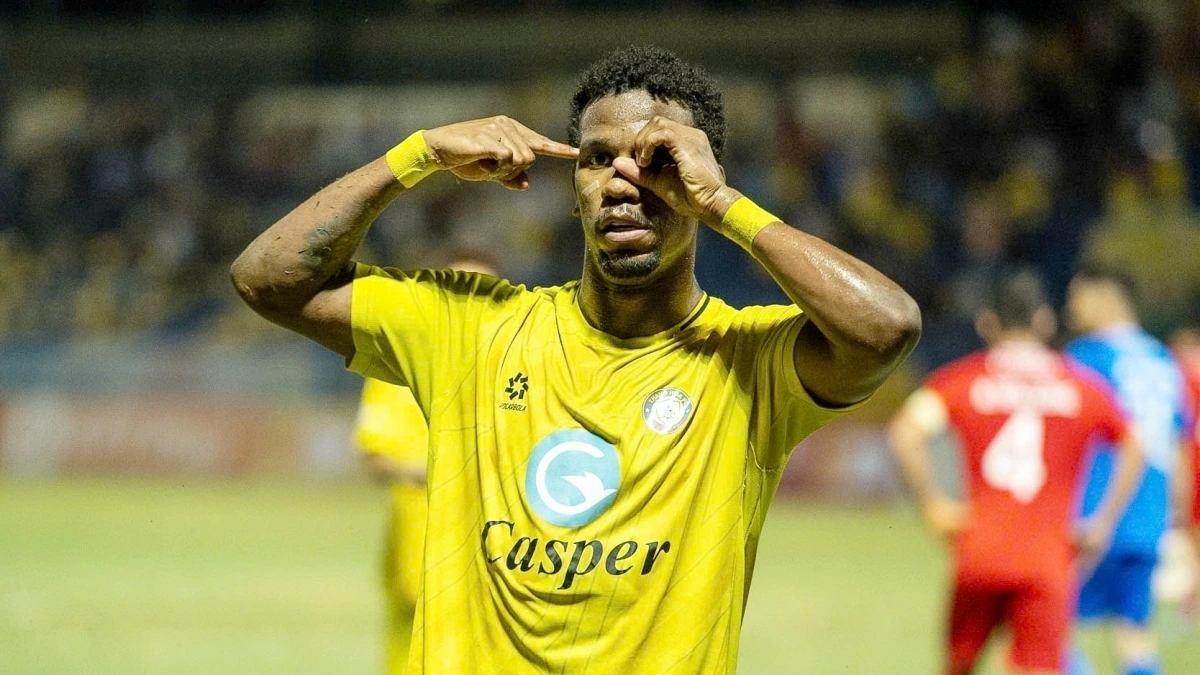 Lucas Ribamar từng c&oacute; m&ugrave;a giải b&ugrave;ng nổ trong m&agrave;u &aacute;o Thanh H&oacute;a. Ảnh: VPF.