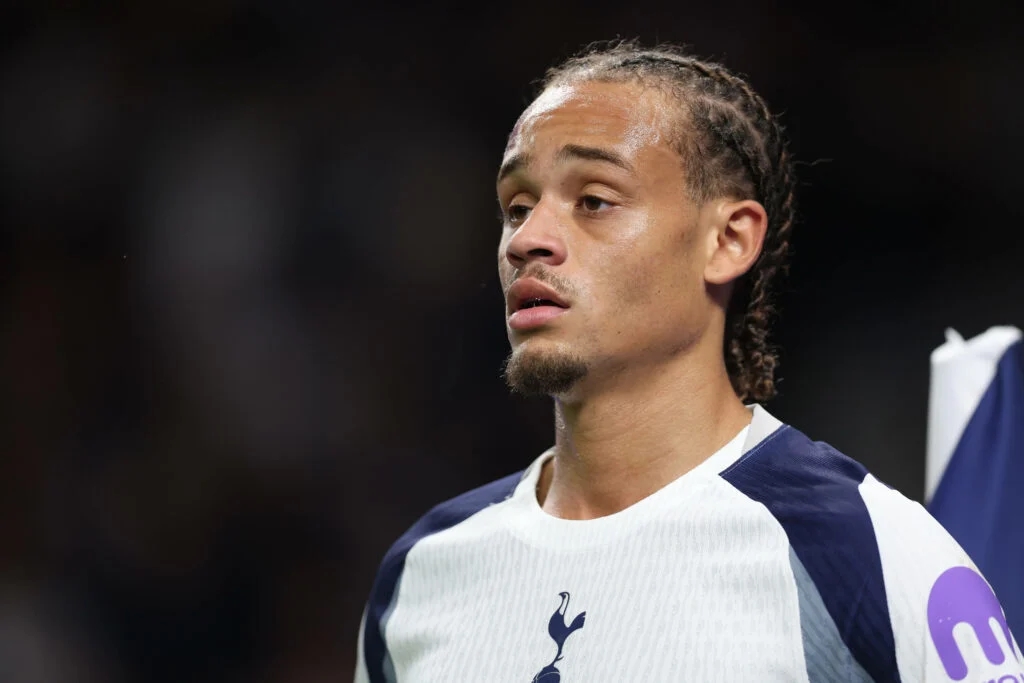 Ảnh bài viết Cựu sếp PGMOL khen ngợi trọng tài ở trận thắng của Tottenham