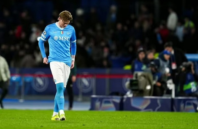 Ảnh bài viết Báo Ý chê McTominay nhạt nhòa ngày Napoli bị loại