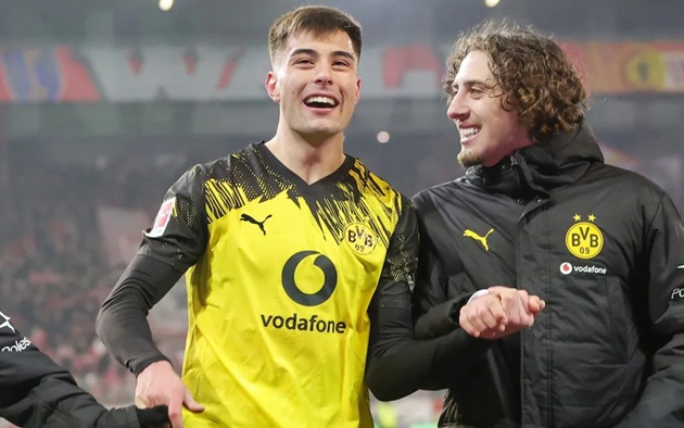 Anselmino vừa được gọi trở lại Chelsea, nhưng c&oacute; thể tiếp tục ra đi.