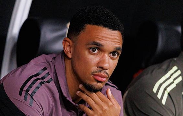 Trent Alexander-Arnold đang gặp kh&oacute; khăn tại Real Madrid.