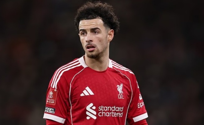 Ảnh bài viết Arne Slot quyết giữ Curtis Jones trước sự chèo kéo của Inter