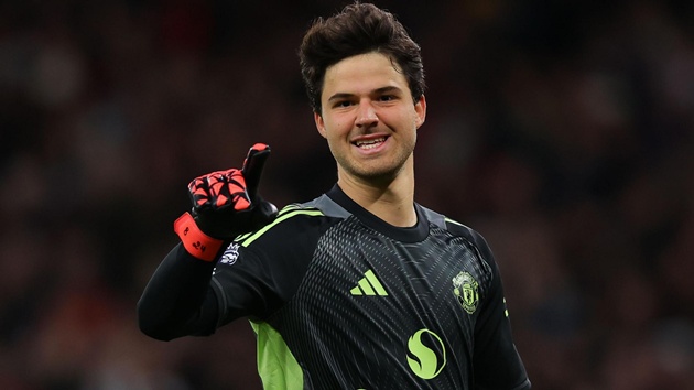 Lammens mang lại sự y&ecirc;n tậm trong khung gỗ Man Utd.