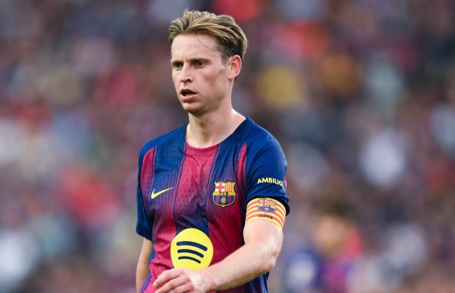 Ảnh bài viết Sự trở lại của De Jong giải bài toán tuyến giữa cho Barcelona