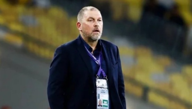 HLV Peter Cklamovski của Malaysia.