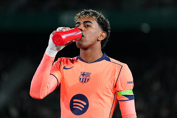 Yamal tiếp tục thể hiện phong độ ấn tượng. 