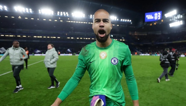 Ảnh bài viết Sanchez trấn an CĐV giúp Chelsea lội ngược dòng trước West Ham