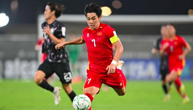 B&agrave;n thắng của Đ&igrave;nh Bắc được b&igrave;nh chọn rất cao.