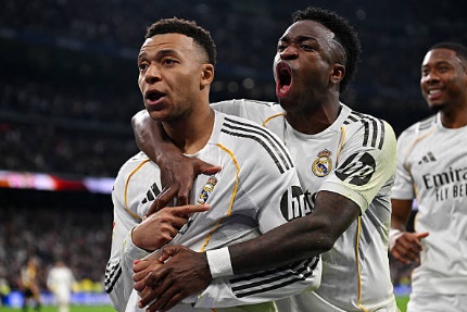 Mbappe tỏa s&aacute;ng để mang về 3 điểm nhọc nhằn cho Real Madrid.