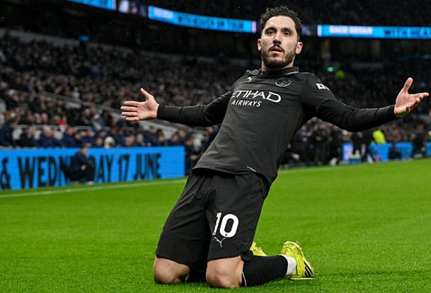 Ảnh bài viết Chấm điểm Man City: Cherki rực sáng, Haaland nhạt nhòa