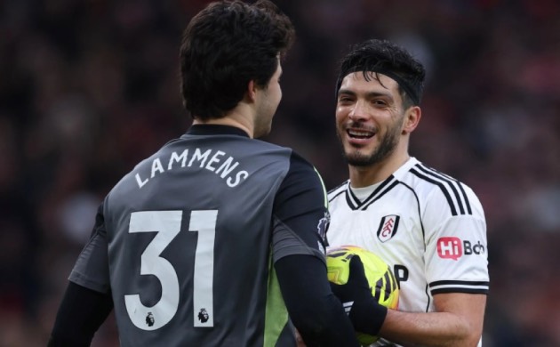 Ảnh bài viết Fan MU nổi giận vì Lammens cười đùa với đối thủ