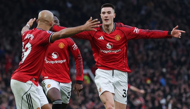 Ảnh bài viết Rooney nói điều Sesko còn thiếu so với Ekitike