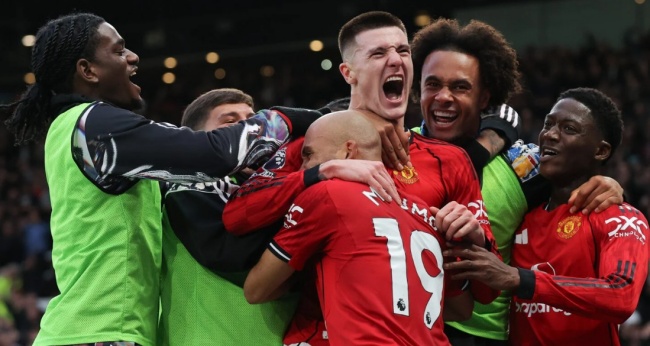 Ảnh bài viết Neville tin Sesko sẽ bùng nổ sau bàn thắng vào lưới Fulham