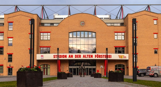 An der Alten Forsterei l&agrave; s&acirc;n nh&agrave; của Union Berlin.