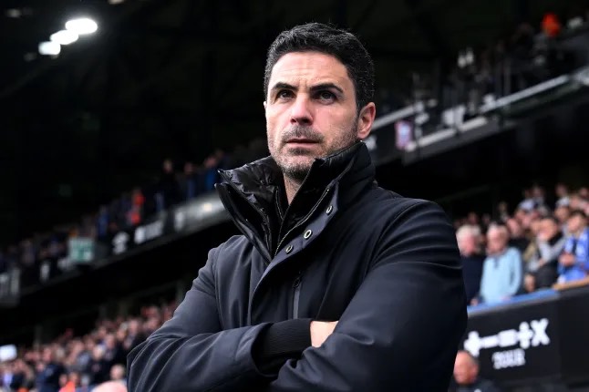 Arteta thừa nhận Arsenal đang nỗ lực t&igrave;m kiếm t&acirc;n binh. 