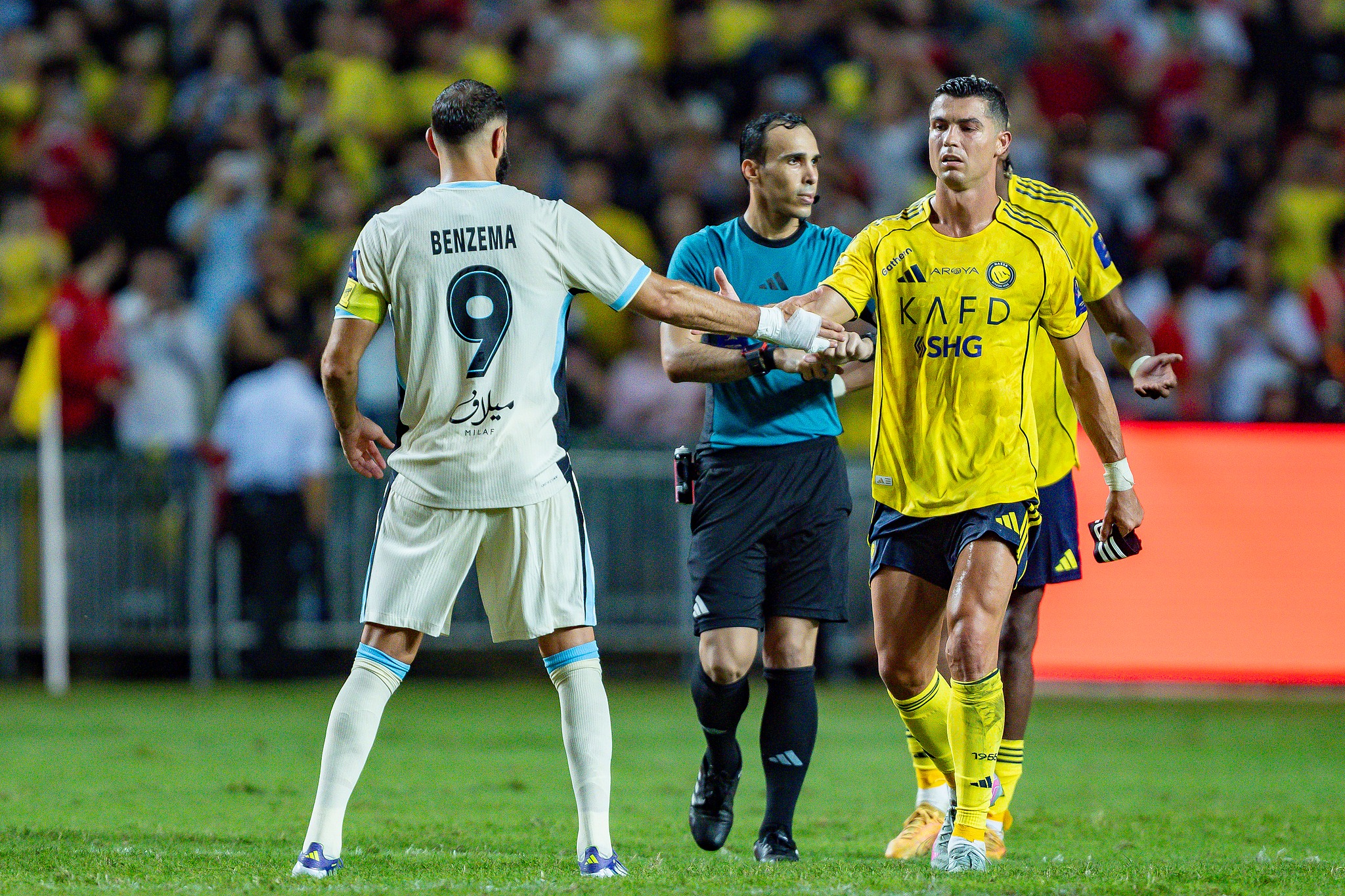 Áp lực giữ vị thế số một.