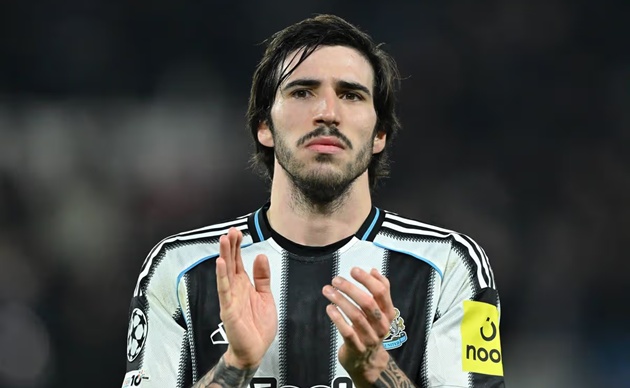 Đại diện Tonali tự tiếp cận Arsenal.