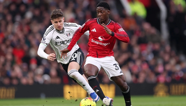 Ferdinand đánh giá cao khả năng của Mainoo.