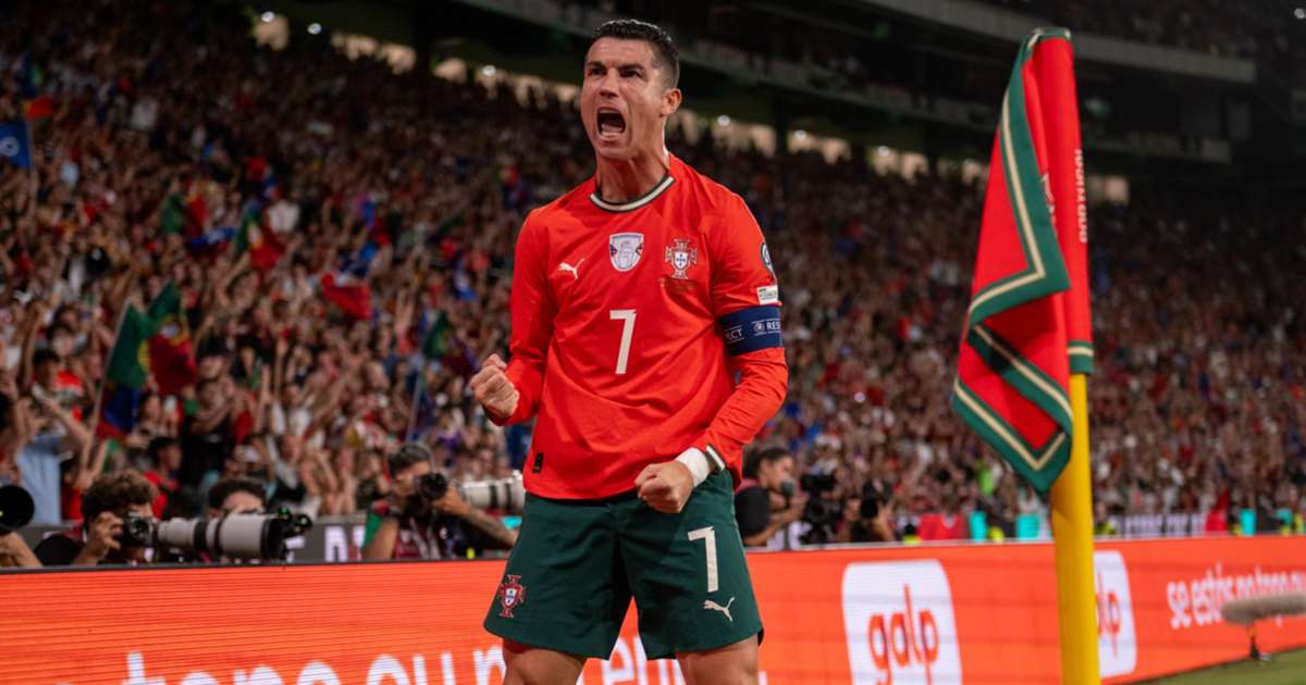 Ronaldo l&agrave; ch&acirc;n s&uacute;t số 1 v&ograve;ng loại World Cup.