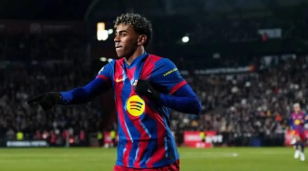 Yamal mở đầu cho chiến thắng của Barca.