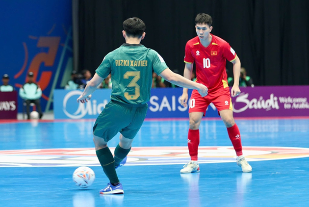 ĐT futsal Indonesia đ&atilde; gi&agrave;nh chiến thắng s&aacute;t n&uacute;t trước Việt Nam. Ảnh: VFF