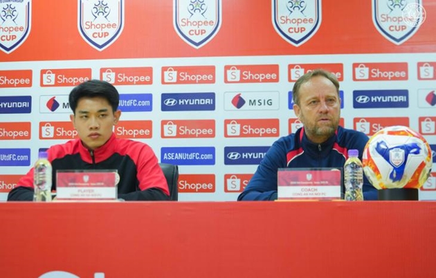 &Ocirc;ng Alexandre Polking quyết t&acirc;m đ&aacute;nh bại đối thủ ở trận đấu sắp tới.