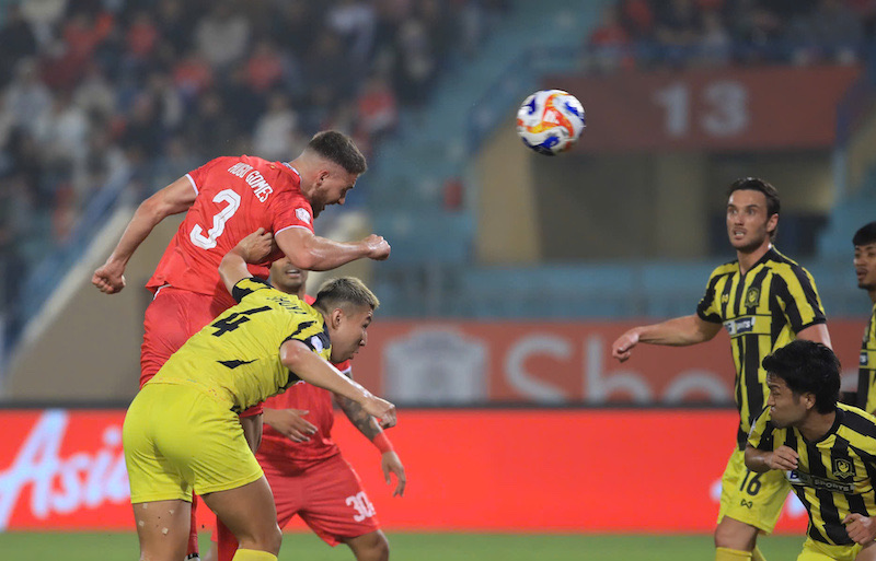 Đội chủ nhà đã ngược dòng ngoạn mục.