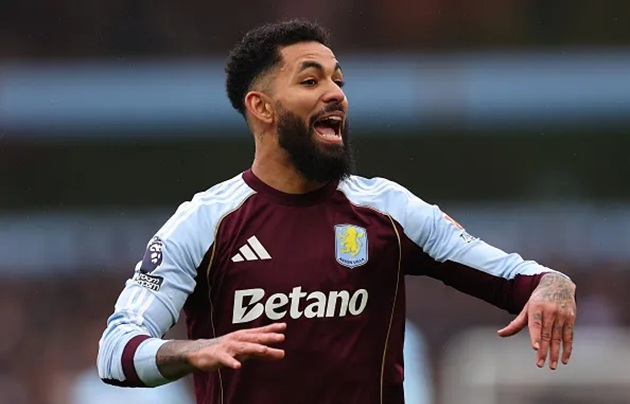 Douglas Luiz đ&atilde; trở lại Villa