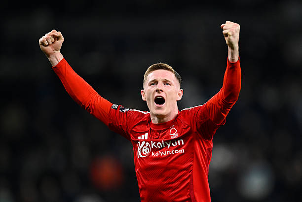 Man Utd c&oacute; thể phải ph&aacute; kỷ lục chuyển nhượng v&igrave; Elliot Anderson. 