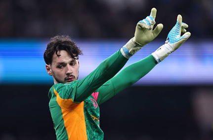 James Trafford cũng đã có 1 ngày thi đấu ấn tượng.