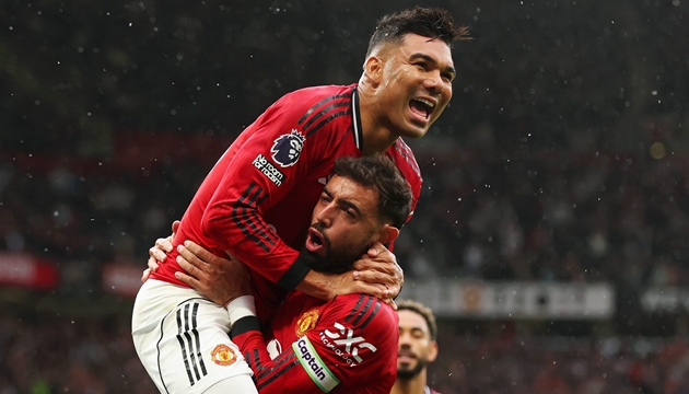 Casemiro nhiều lần ghi b&agrave;n cho MU.