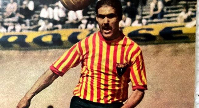 Ahmed Oudjani l&agrave; ch&acirc;n s&uacute;t vĩ đại nhất lịch sử Lens.