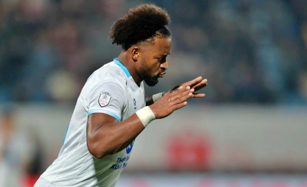 Ảnh bài viết "Máy săn bàn" Nguyễn Xuân Son và lời tuyên chiến với JDT