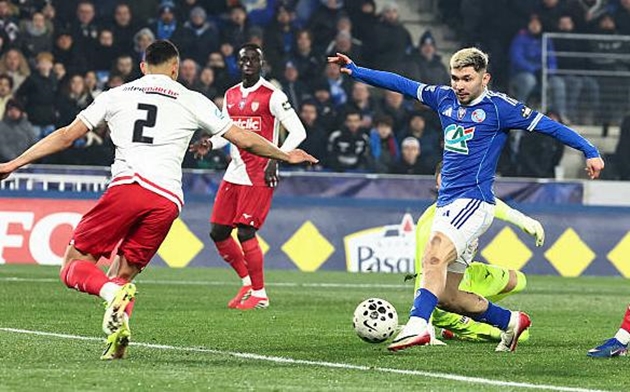 Ảnh bài viết Strasbourg loại Monaco nhờ cú đúp của Enciso