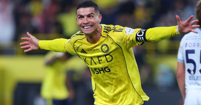 Tương lai của Ronaldo bỏ ngỏ.