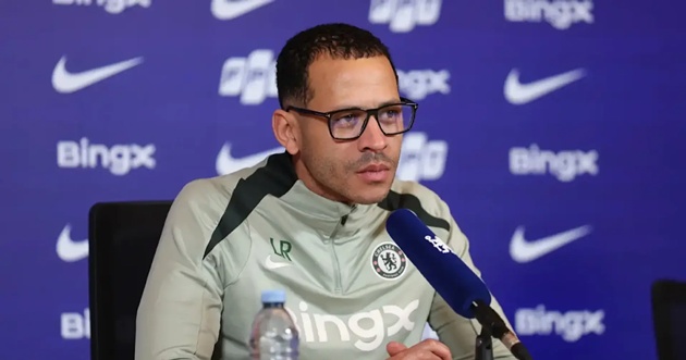 Roseniro đứng trước kỷ lục Ngoại hạng Anh cùng Chelsea.