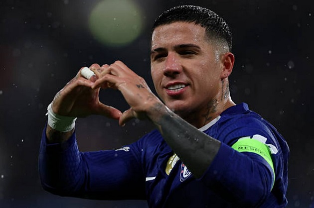 Không dễ để Chelsea chia tay Enzo.