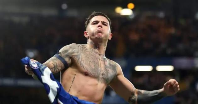 Fernandez đang cho thấy khả năng săn b&agrave;n cực tốt từ tuyến 2.