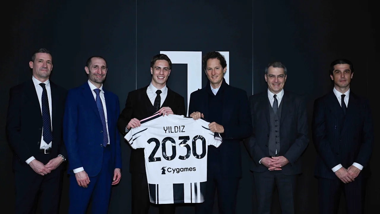 Ảnh bài viết Kenan Yildiz chính thức ký hợp đồng với Juventus đến năm 2030