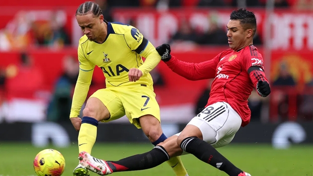 MU sẽ kh&oacute; t&igrave;m được người thay thế Casemiro.