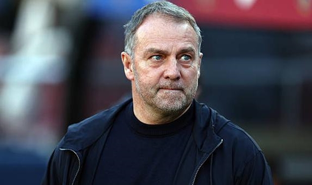 Ảnh bài viết Flick chỉnh đốn dàn sao Barca sau hiệp một chậm chạp