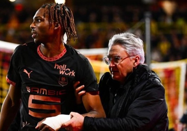 Jeremy Jacquet d&iacute;nh chấn thương.