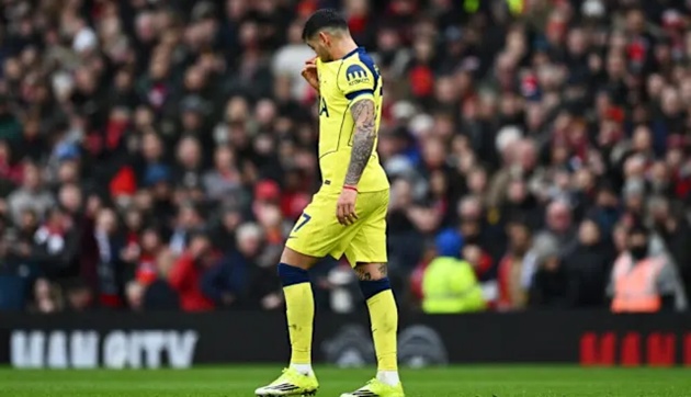 Ảnh bài viết Chiếc băng đội trưởng quá rộng với Cristian Romero