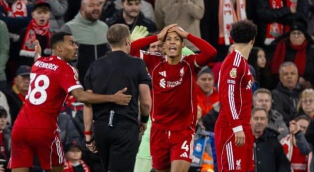 Ảnh bài viết 4 nguyên nhân khiến Liverpool thua ngược cay đắng trước Man City