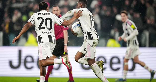 Ảnh bài viết Bị dẫn 0-2, Juventus vẫn thoát thua Lazio