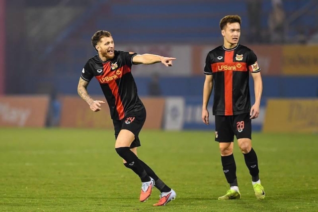 Ninh B&igrave;nh đ&atilde; đầu tư mạnh mẽ v&agrave;o đội h&igrave;nh sau khi l&ecirc;n hạng.