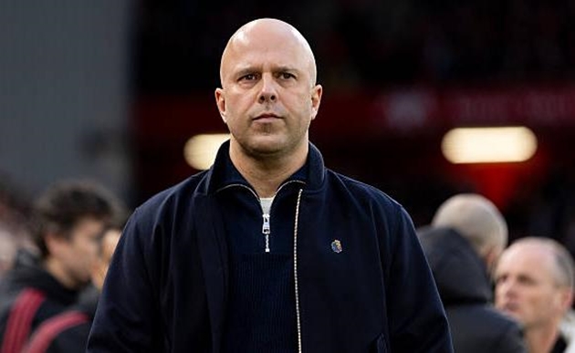 Arne Slot hướng đến mục ti&ecirc;u gi&agrave;nh v&eacute; dự Champions League c&ugrave;ng Liverpool.