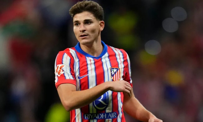 Arsenal đứng trước cơ hội chiêu mộ Alvarez.