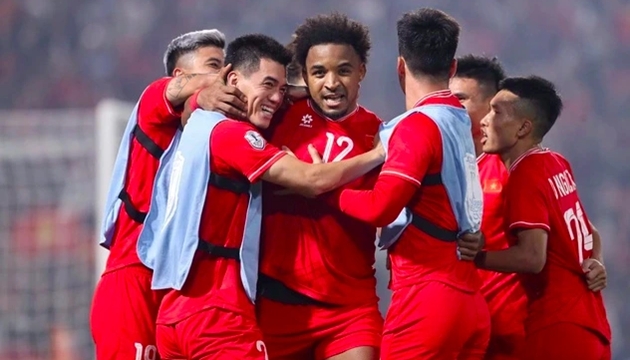 Đội tuyển Việt Nam được dự đo&aacute;n sẽ đ&ograve;i được m&oacute;n nợ trước Malaysia.