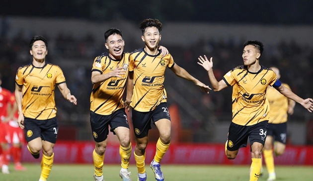 Damoth Thongkhamsavath là tài năng của bóng đá Lào.